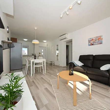 Just4us Apartamento